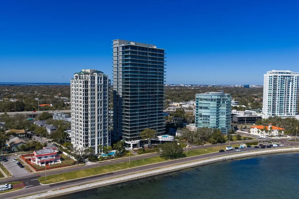 3101 Bayshore Boulevard Tampa FL 33629