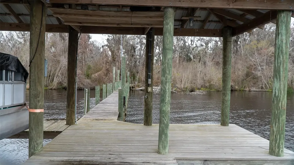 455 W River Road Palatka FL 32177