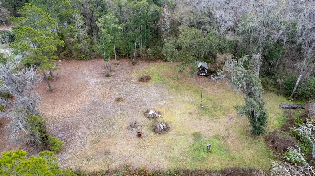 455 W River Road Palatka FL 32177
