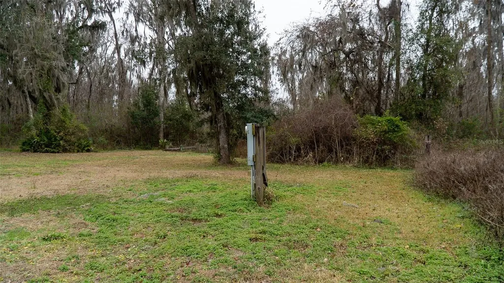 455 W River Road Palatka FL 32177