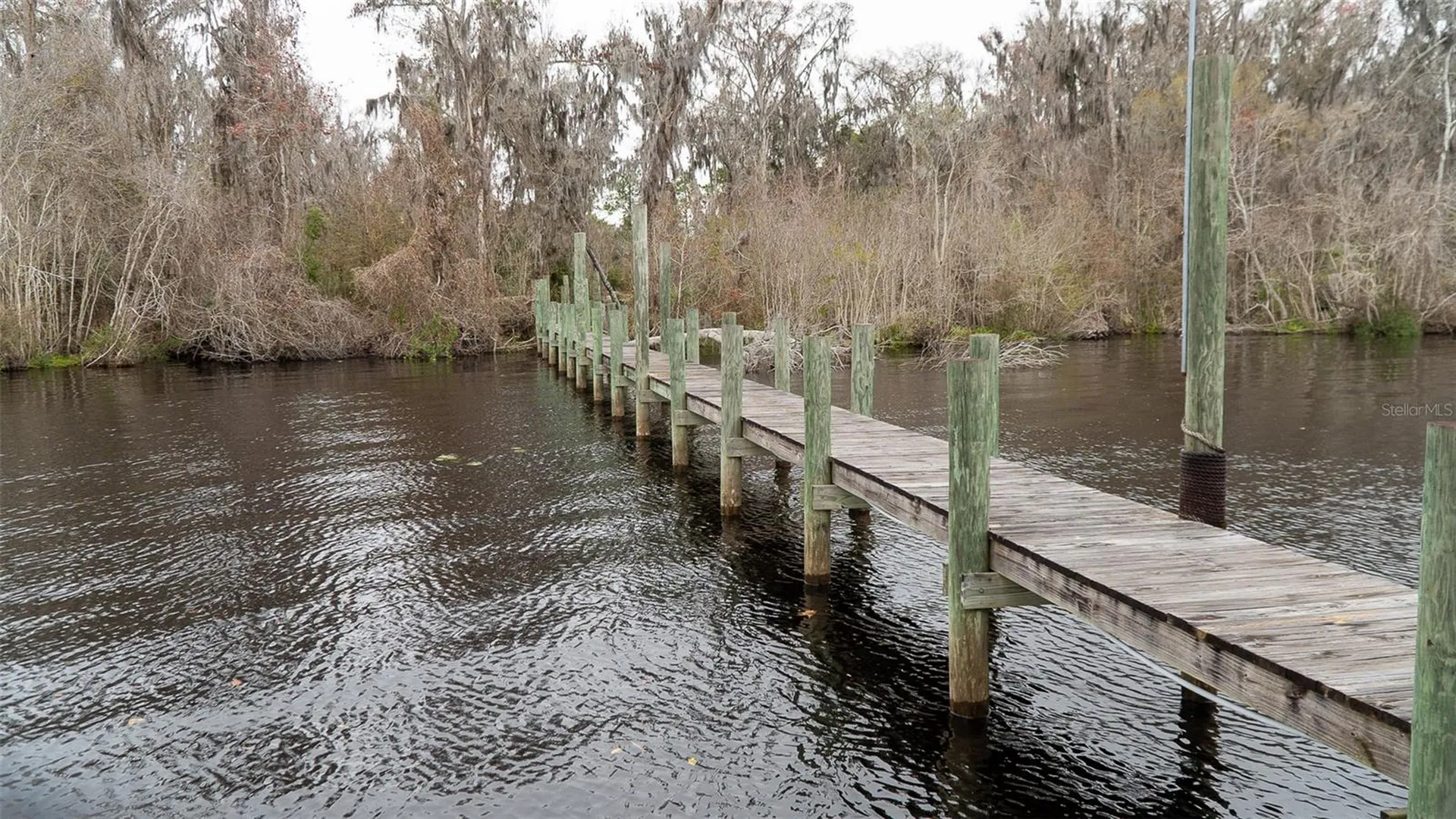 455 W River Road Palatka FL 32177