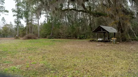 455 W River Road Palatka FL 32177