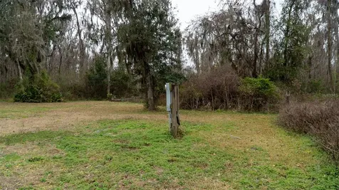 455 W River Road Palatka FL 32177