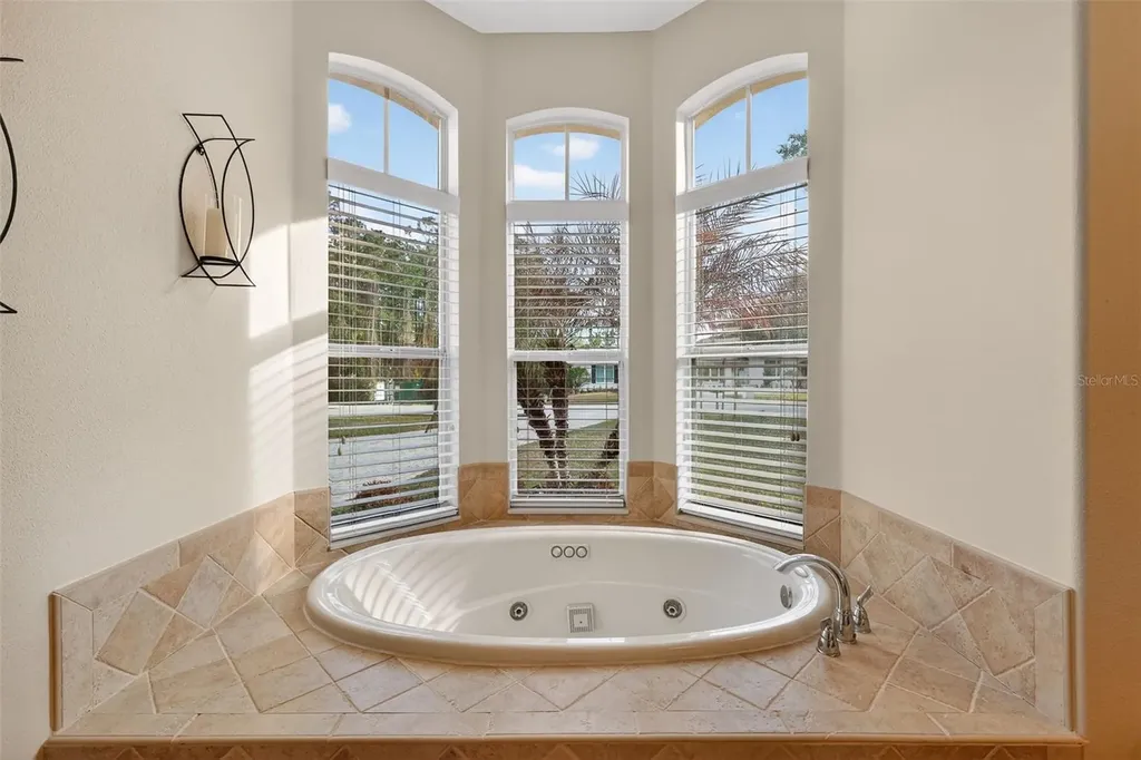 1051 Juliette Boulevard Mount Dora FL 32757