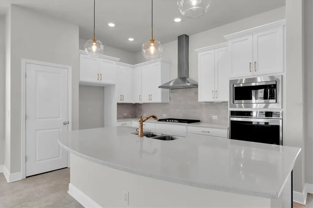 2852 Posada Lane Odessa FL 33556