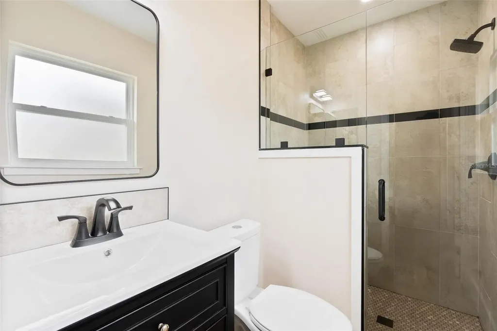 1310 E Crooked Lake Drive Eustis FL 32726