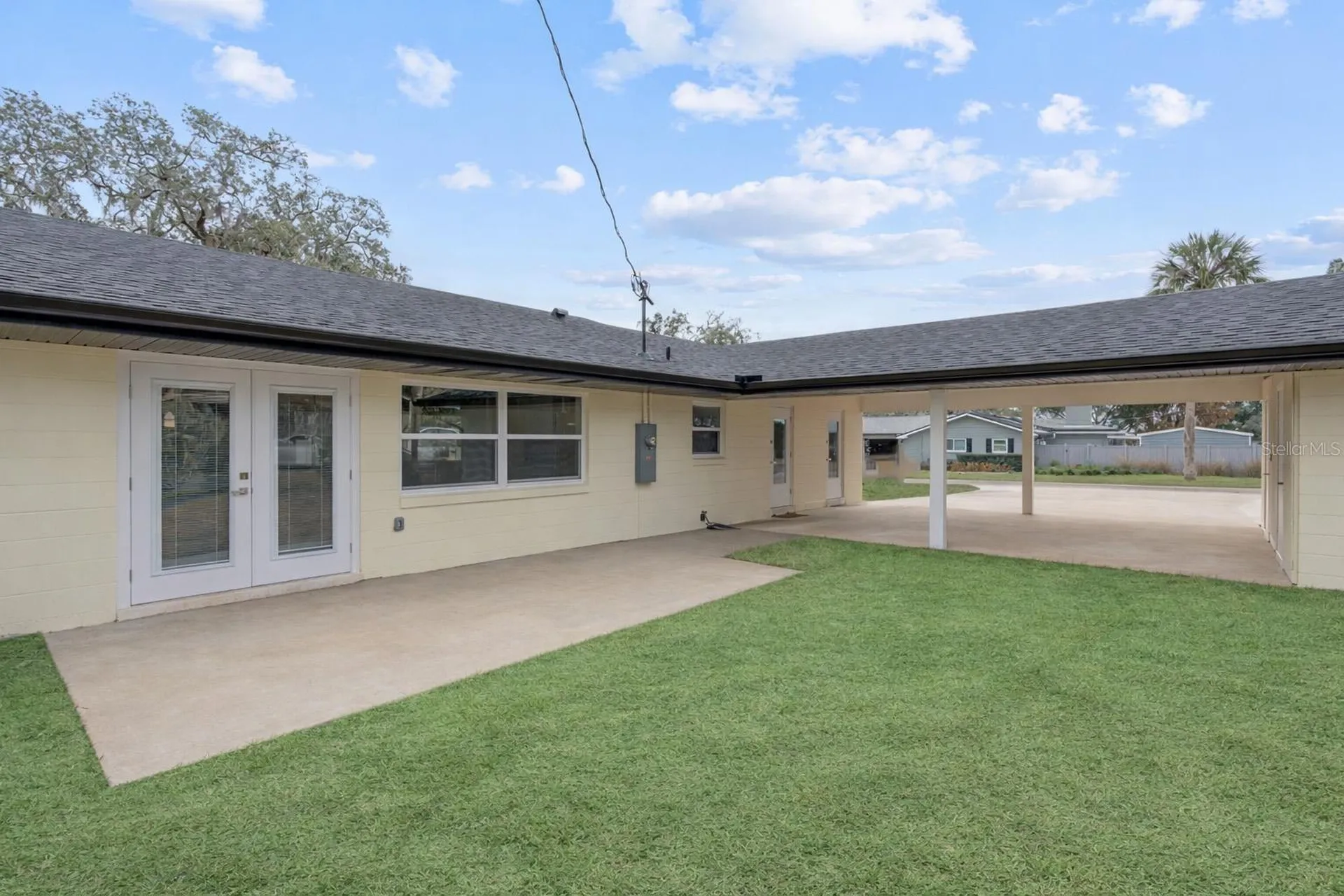 1310 E Crooked Lake Drive Eustis FL 32726