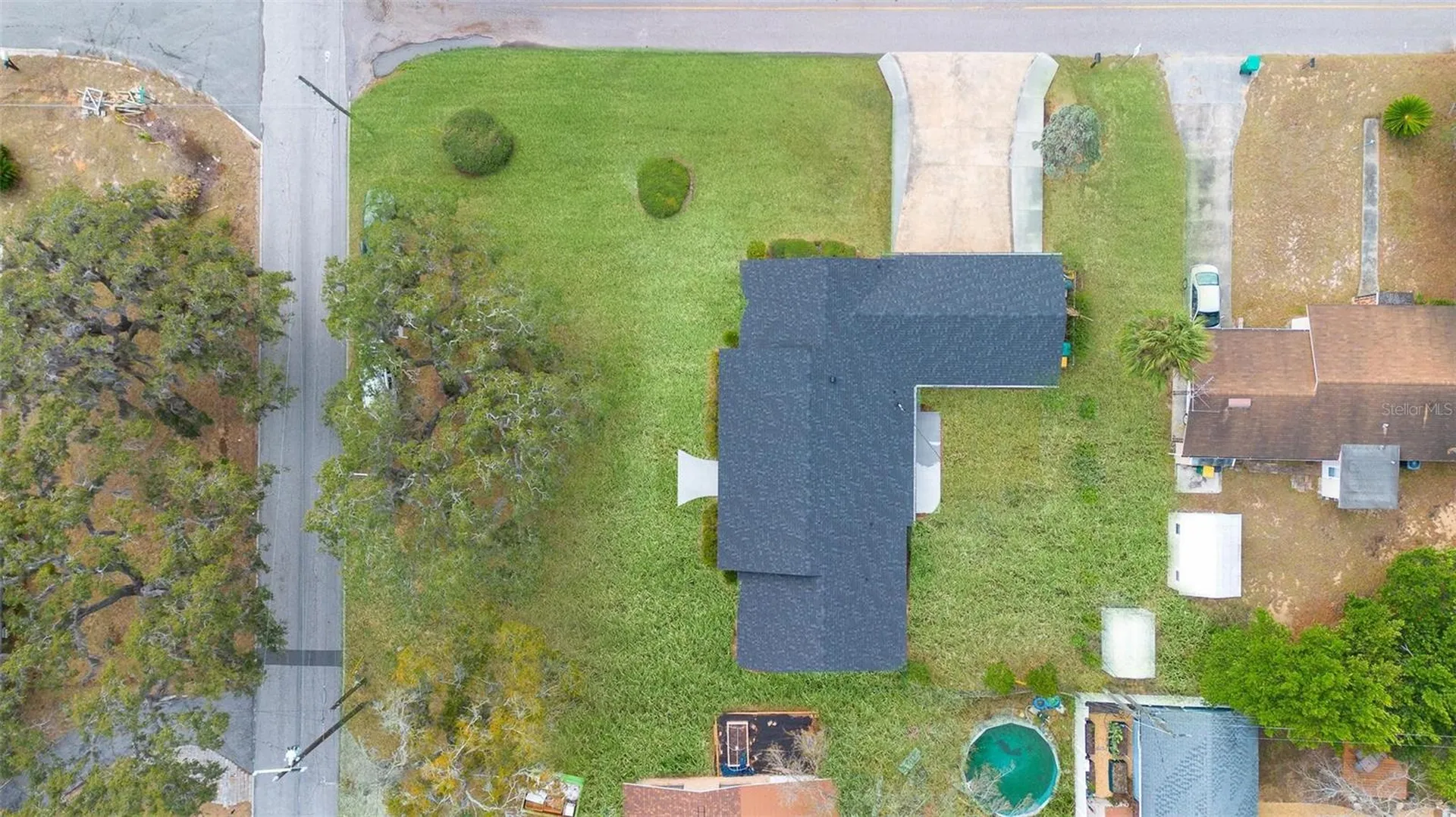1310 E Crooked Lake Drive Eustis FL 32726