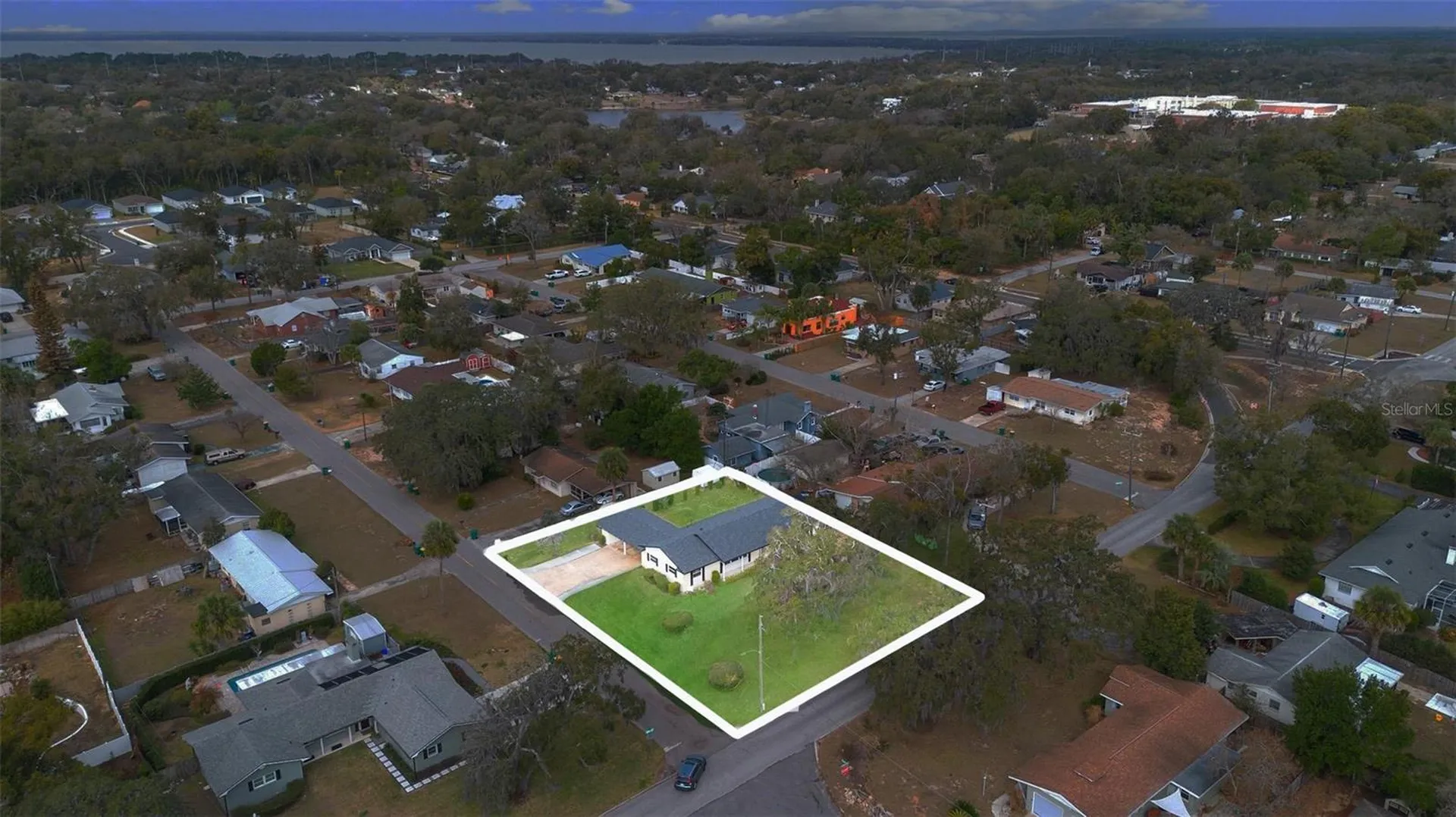 1310 E Crooked Lake Drive Eustis FL 32726