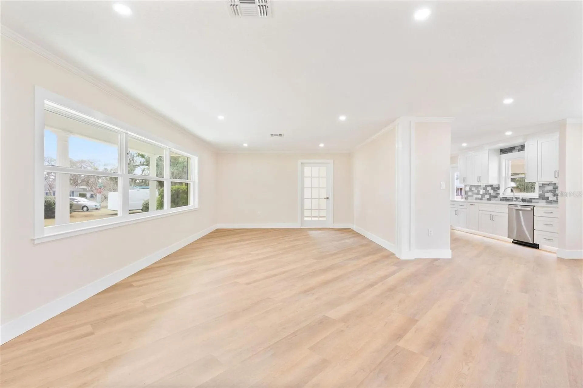 1310 E Crooked Lake Drive Eustis FL 32726