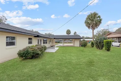1310 E Crooked Lake Drive Eustis FL 32726
