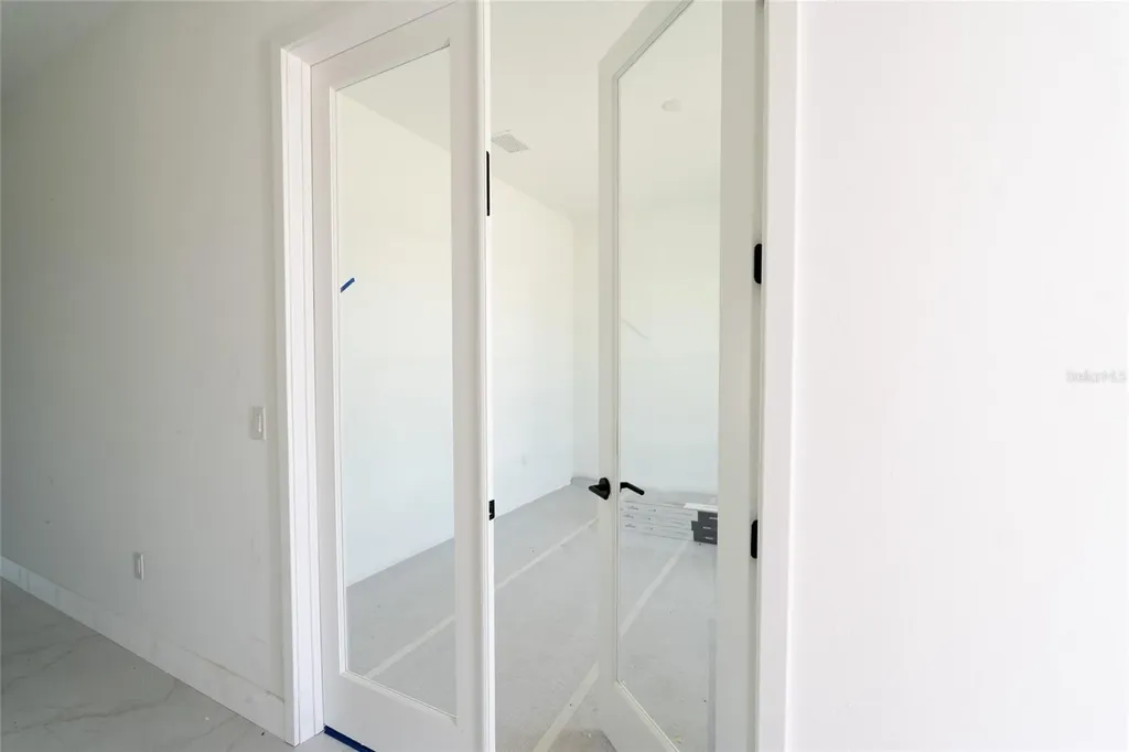 659 Maldives Trail Sarasota FL 34234