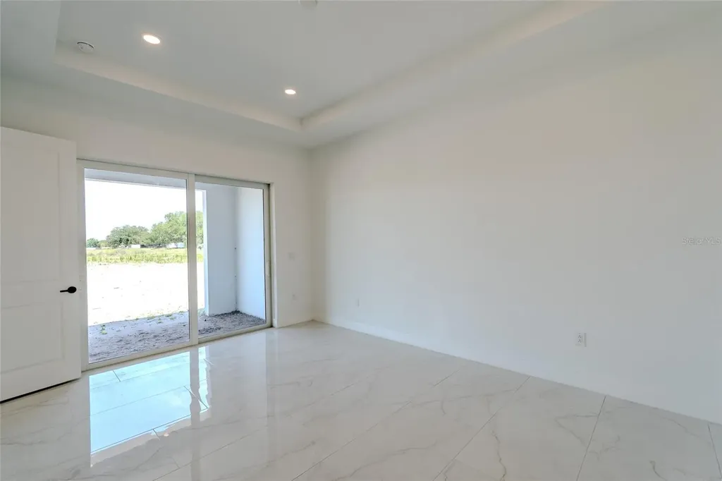 659 Maldives Trail Sarasota FL 34234