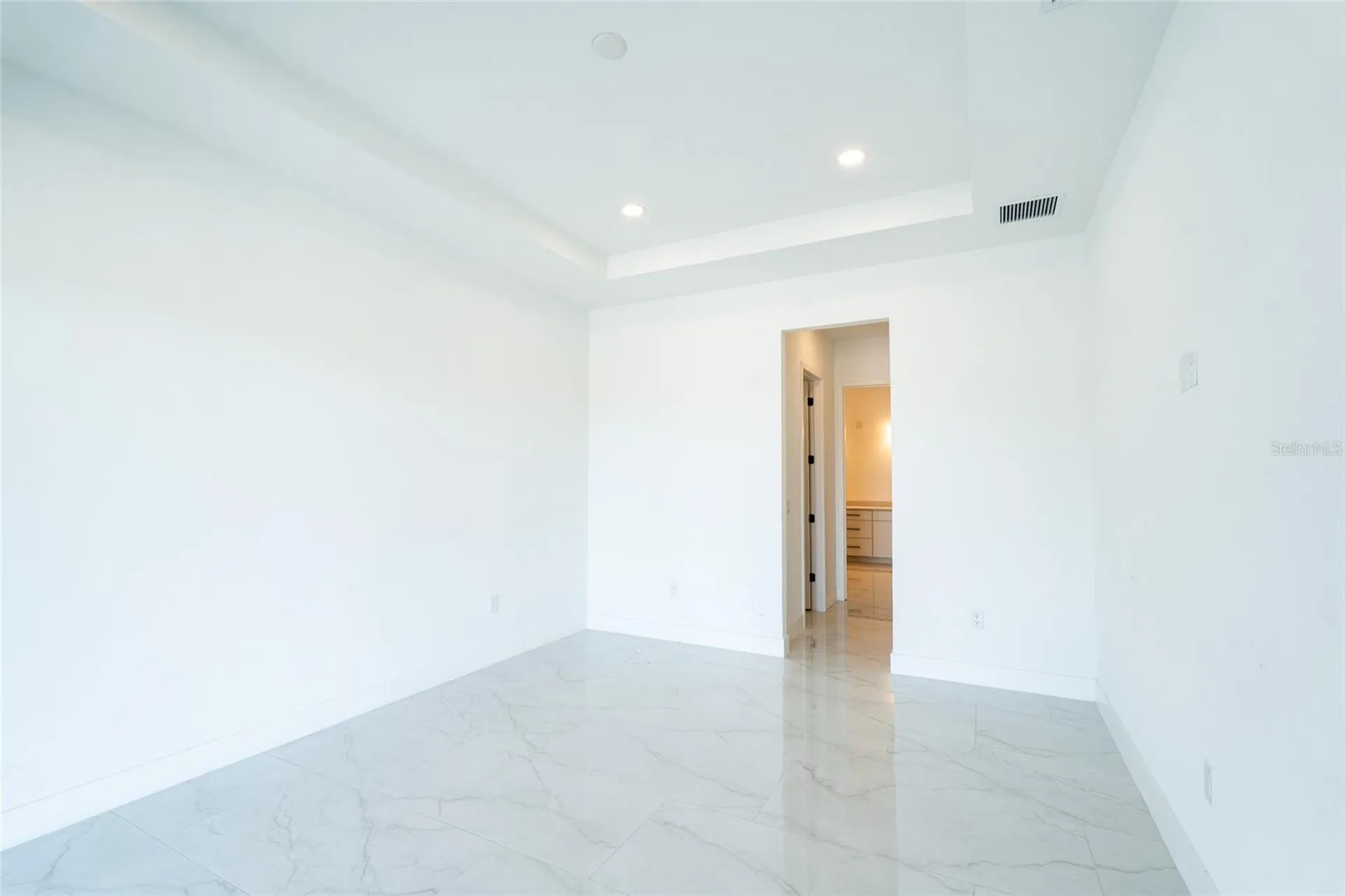 659 Maldives Trail Sarasota FL 34234