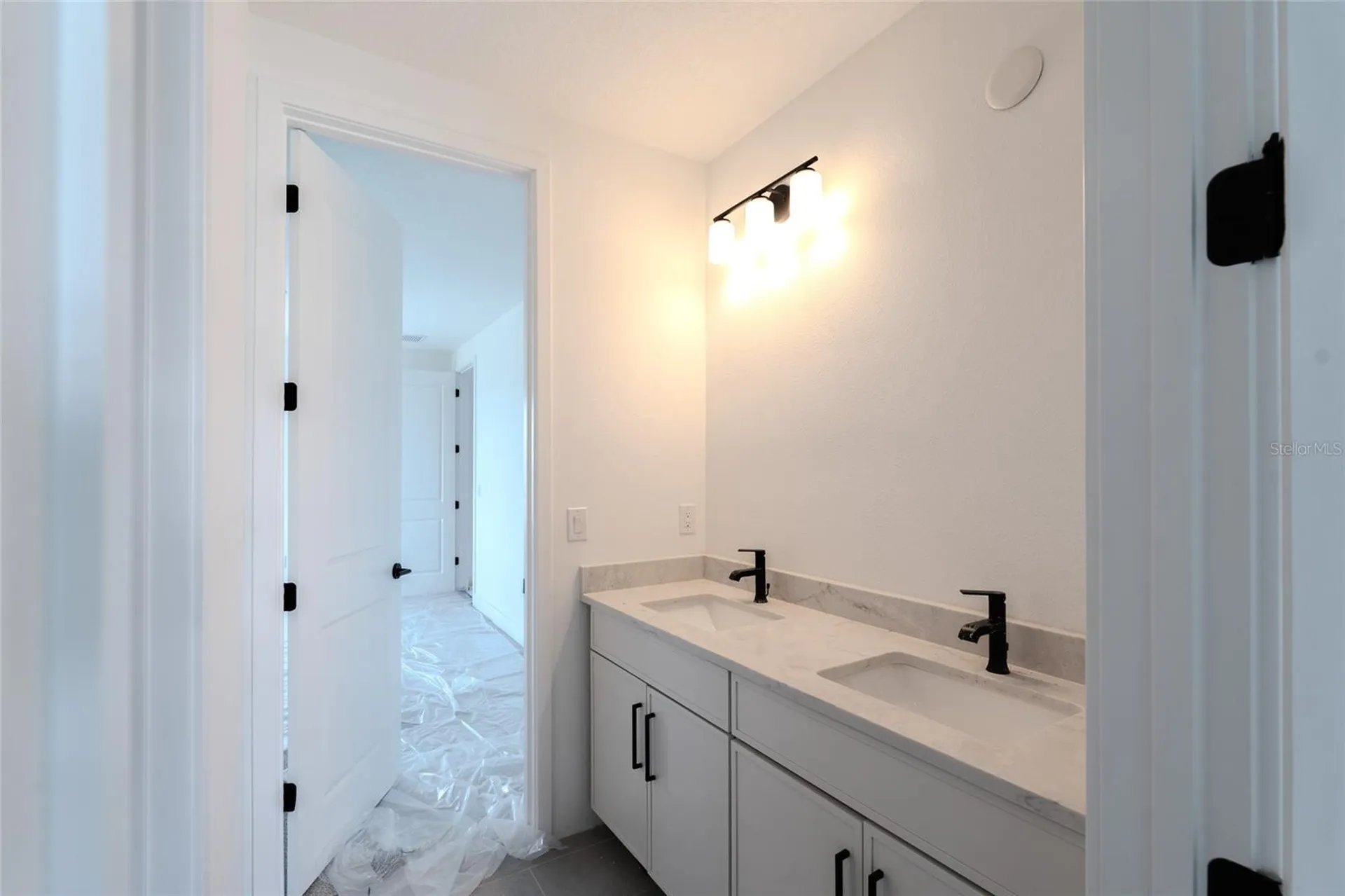 659 Maldives Trail Sarasota FL 34234