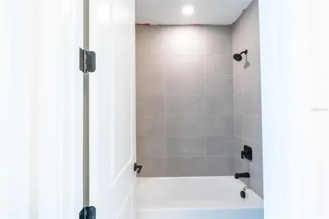 659 Maldives Trail Sarasota FL 34234