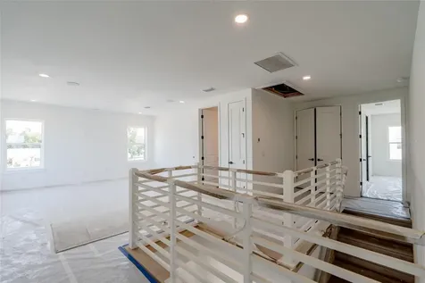 659 Maldives Trail Sarasota FL 34234