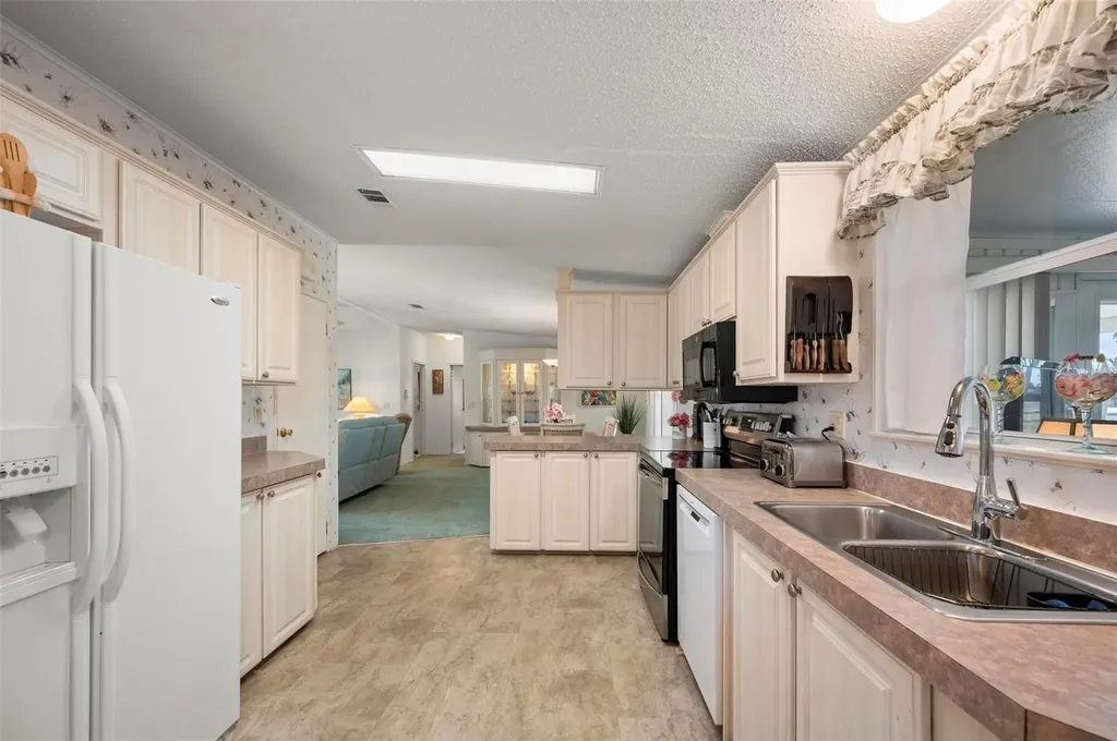 1000 Kings Highway Port Charlotte FL 33980
