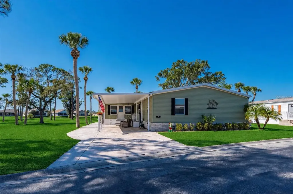 1000 Kings Highway Port Charlotte FL 33980