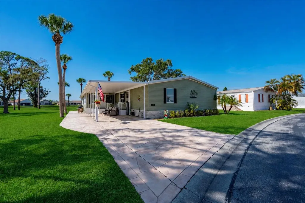 1000 Kings Highway Port Charlotte FL 33980