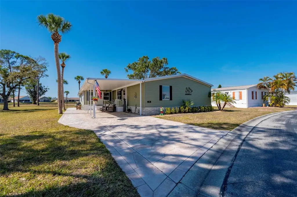 1000 Kings Highway Port Charlotte FL 33980