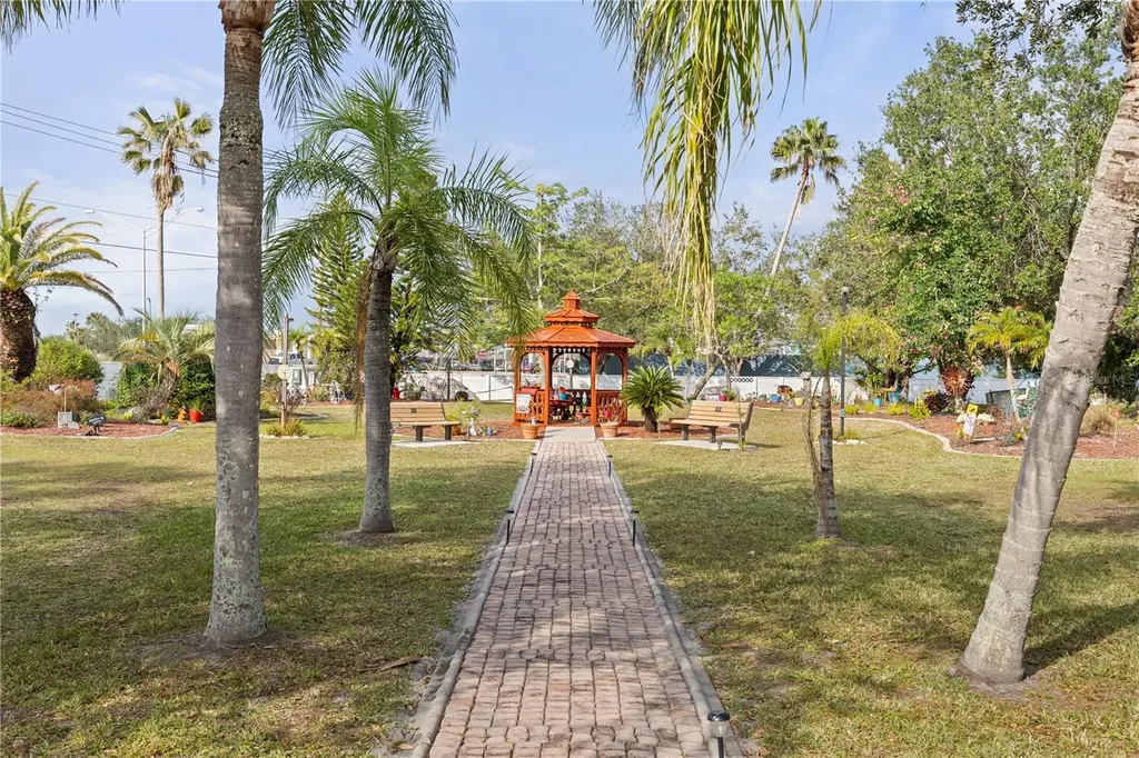 1000 Kings Highway Port Charlotte FL 33980