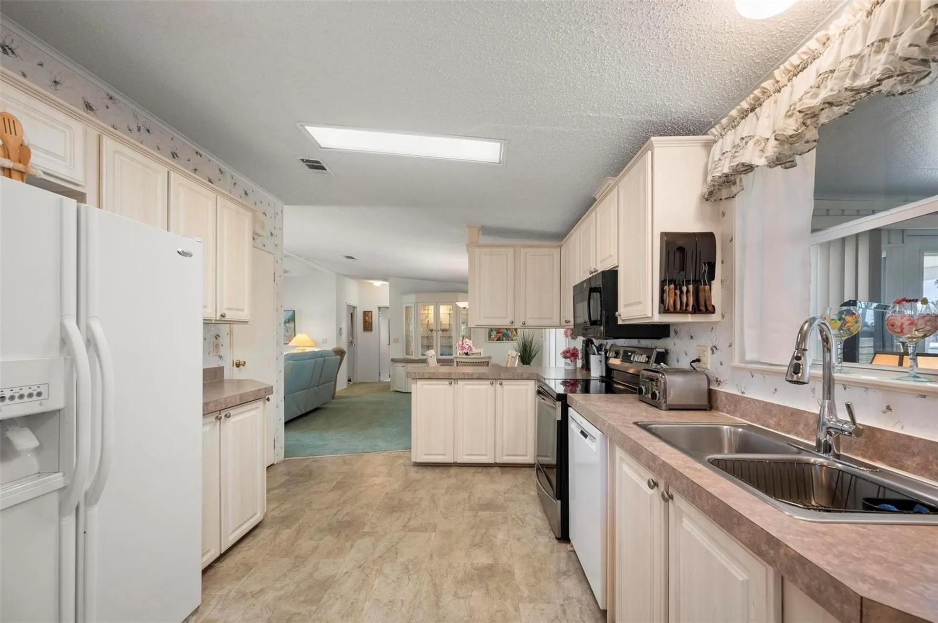 1000 Kings Highway Port Charlotte FL 33980