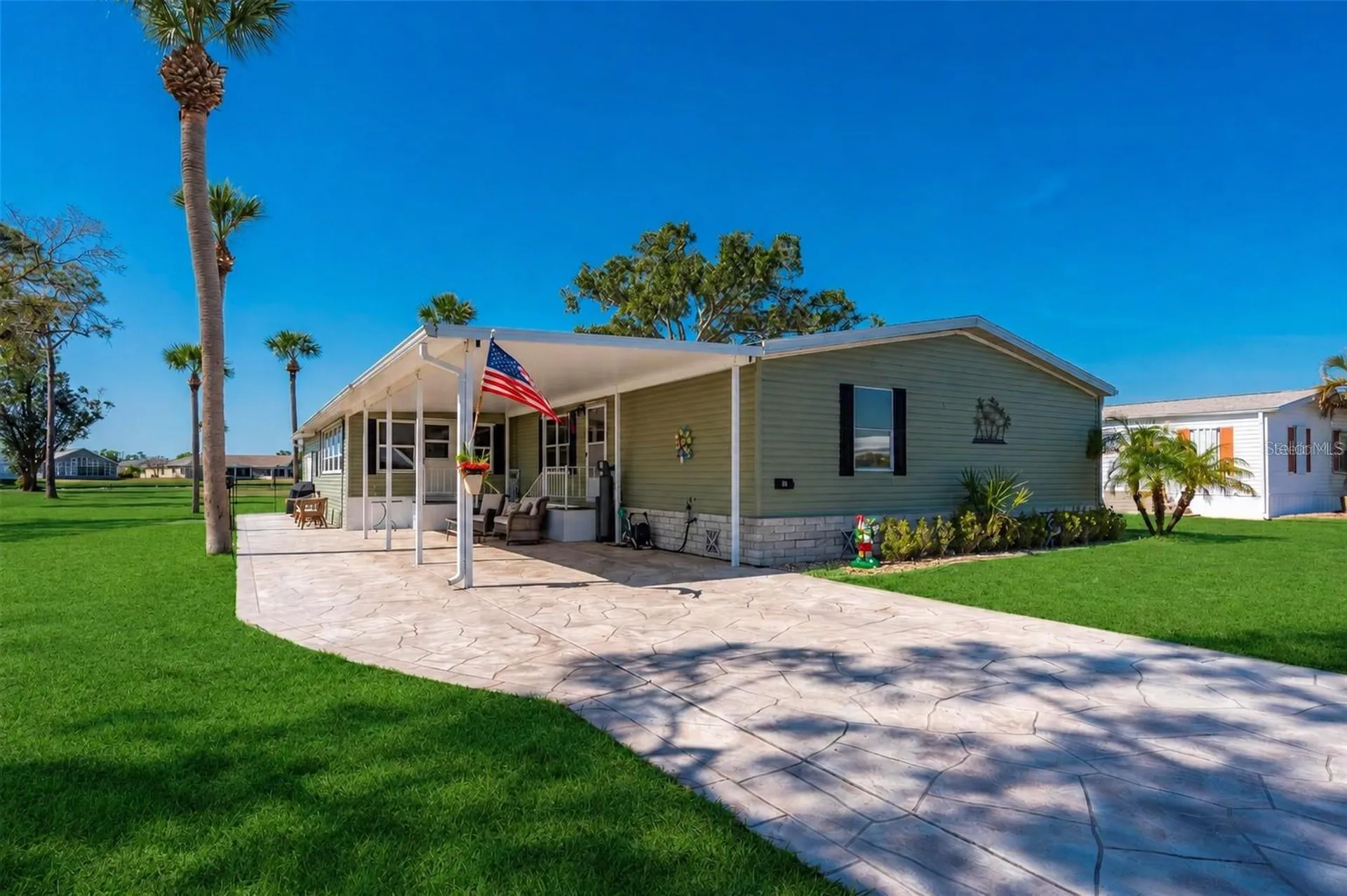 1000 Kings Highway Port Charlotte FL 33980