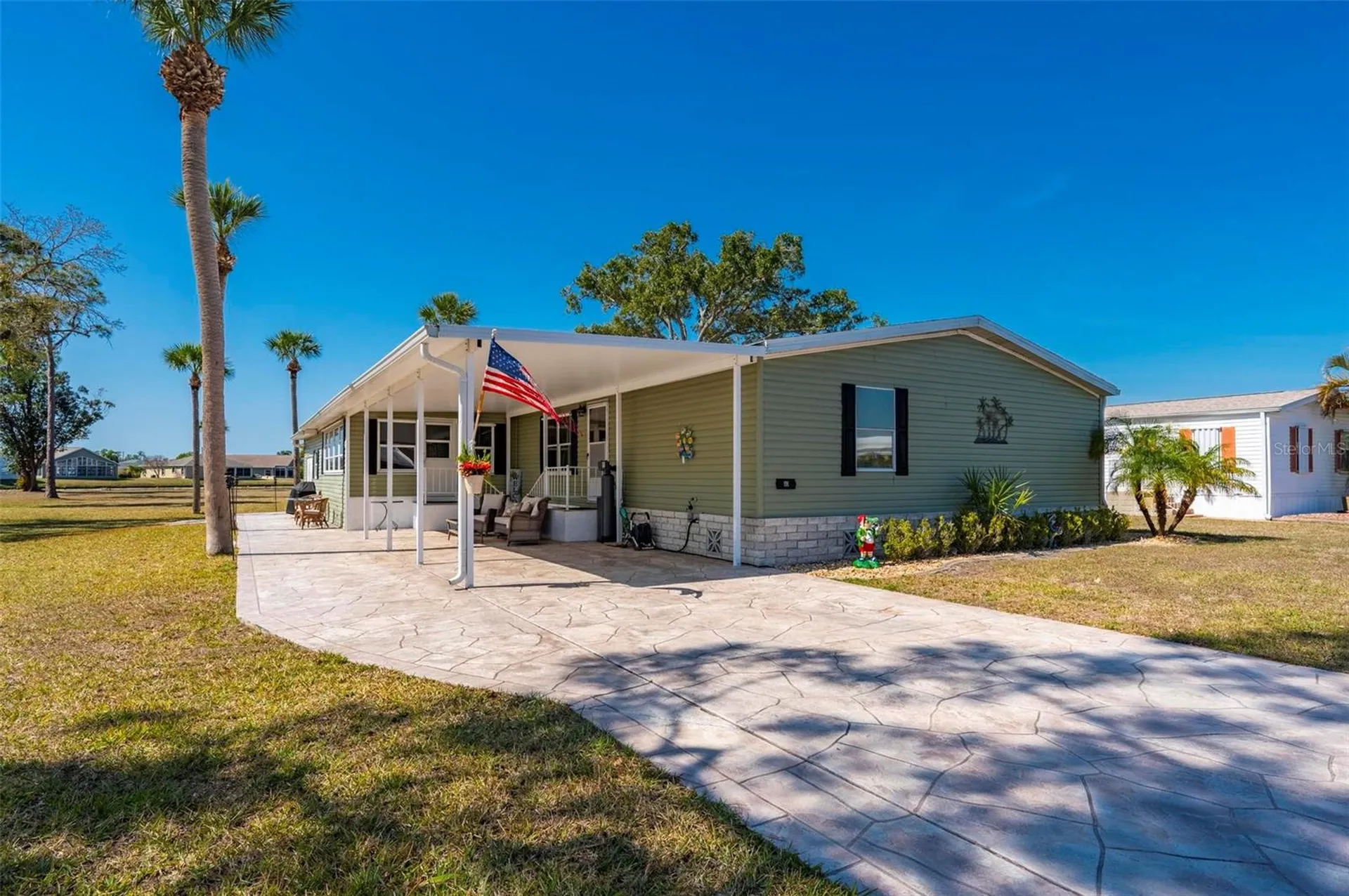 1000 Kings Highway Port Charlotte FL 33980