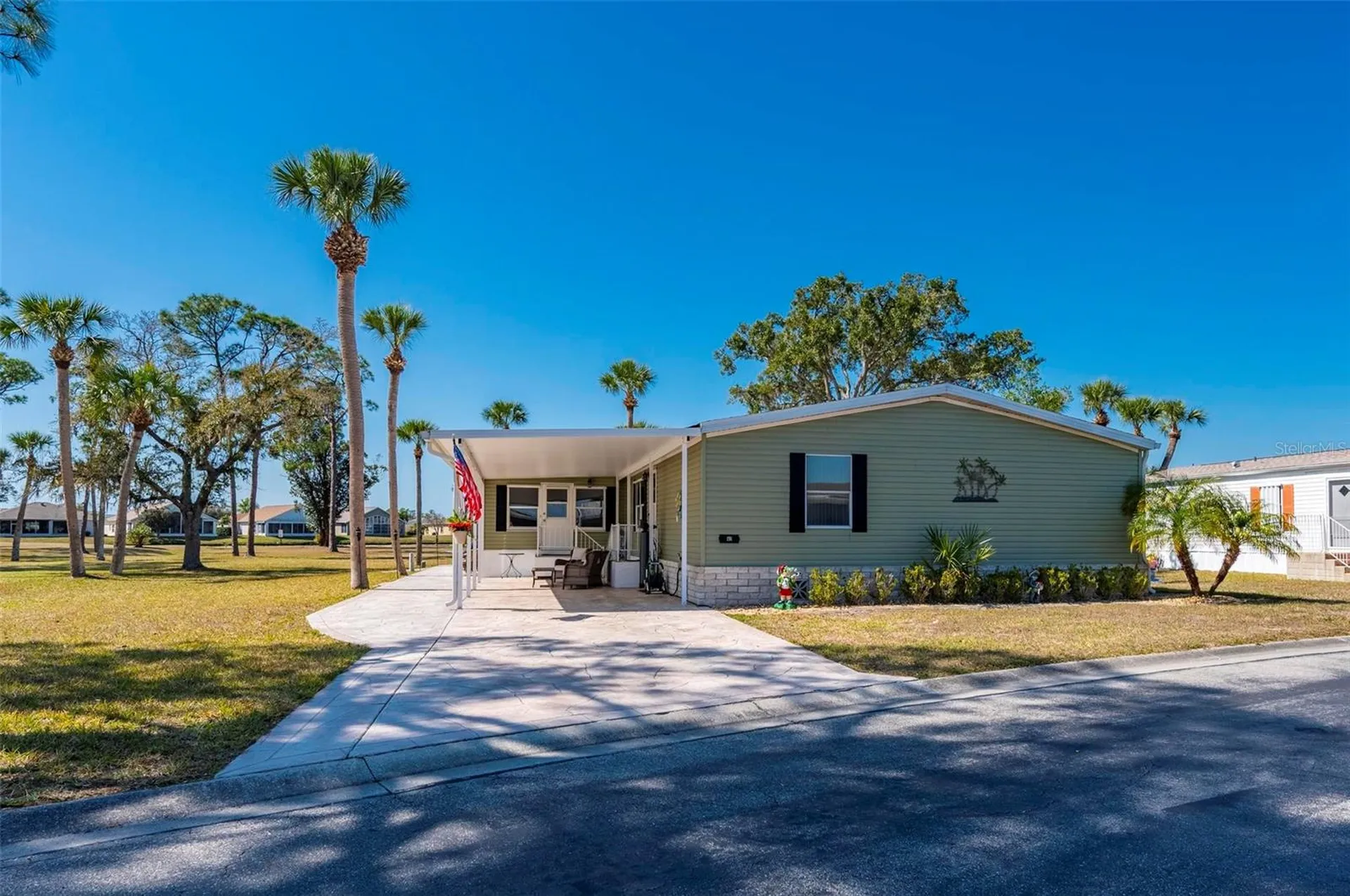 1000 Kings Highway Port Charlotte FL 33980