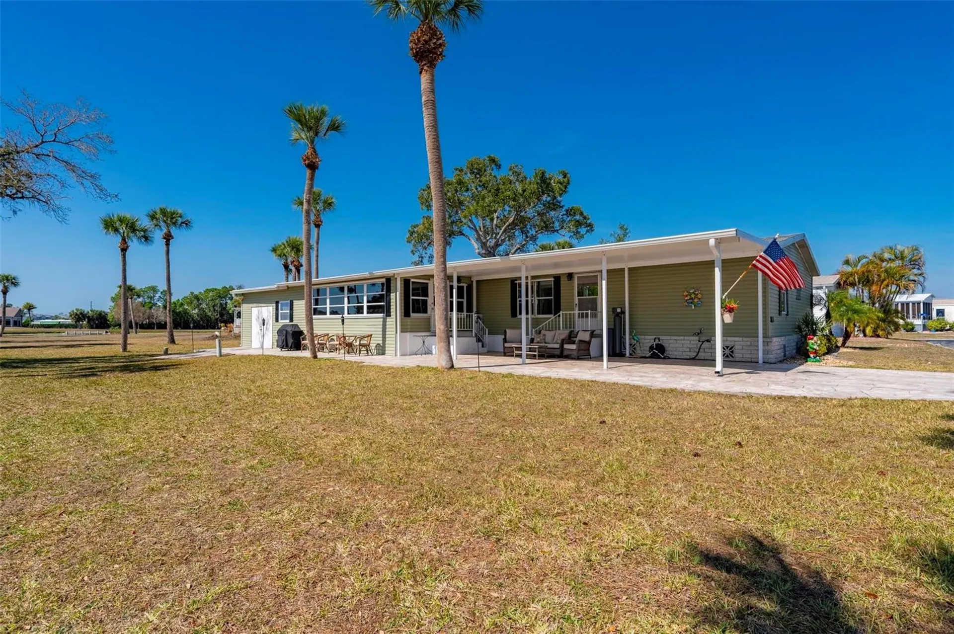 1000 Kings Highway Port Charlotte FL 33980