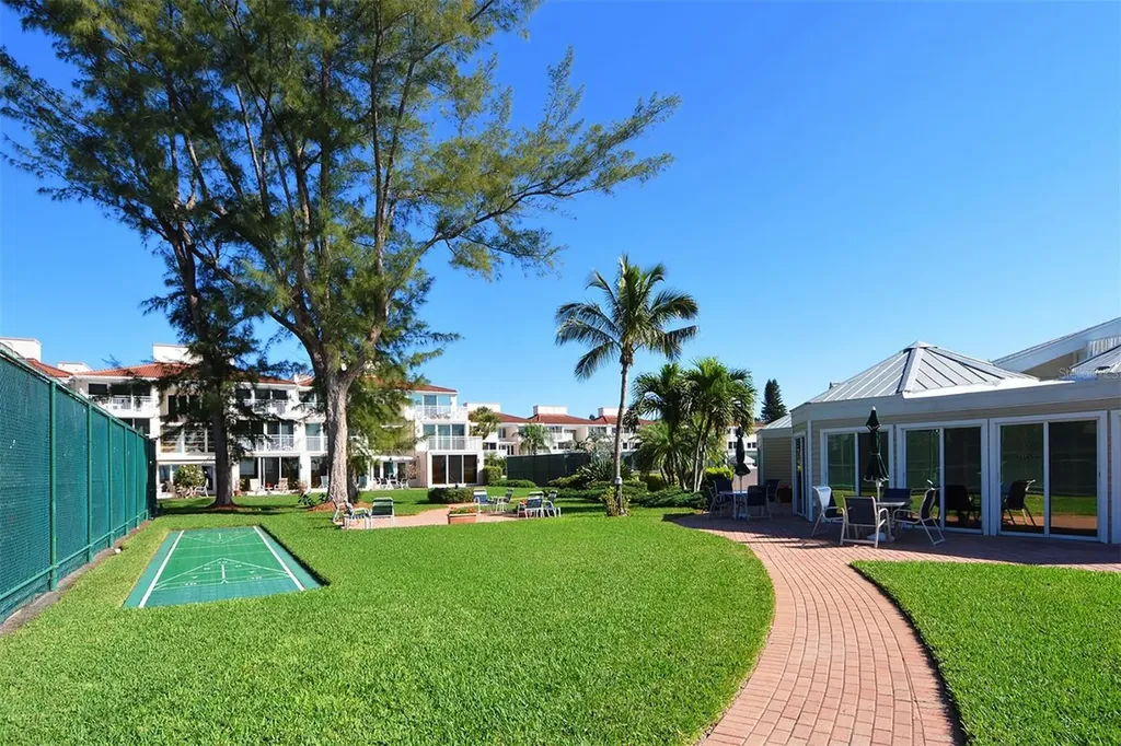 5055 Gulf Of Mexico Drive Longboat Key FL 34228
