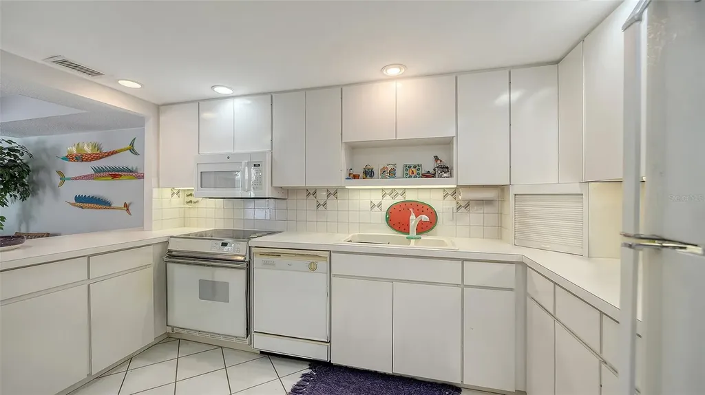 5055 Gulf Of Mexico Drive Longboat Key FL 34228
