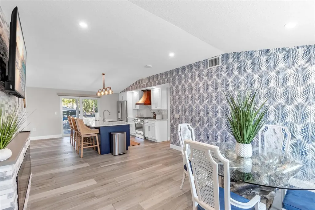 765 Saint Judes Drive N Longboat Key FL 34228