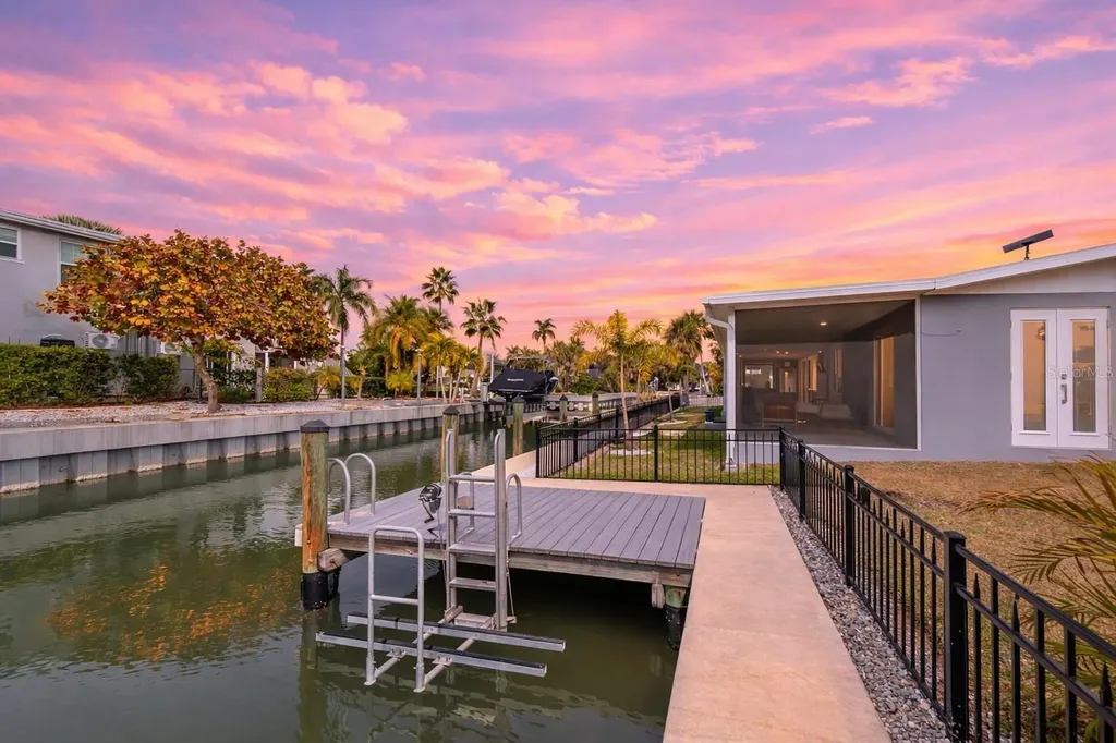 765 Saint Judes Drive N Longboat Key FL 34228