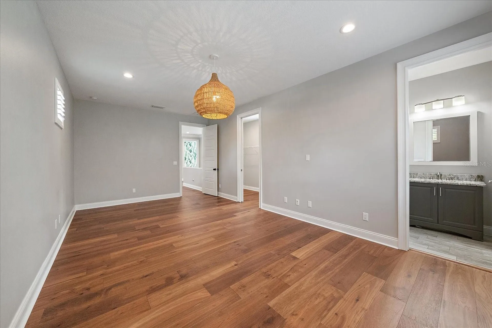 2207 Wisteria Street Sarasota FL 34239