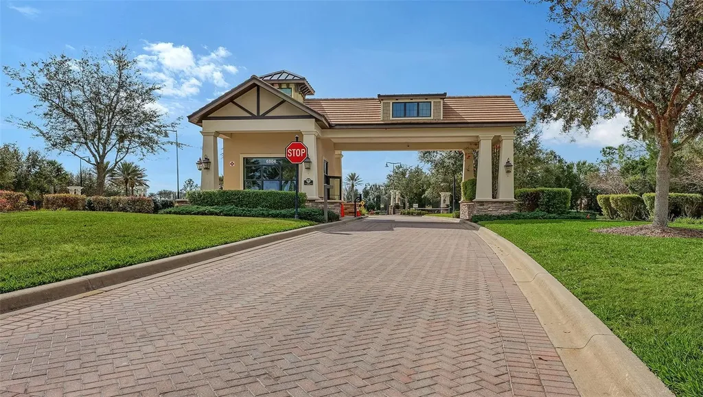 7675 Summerland Cove Bradenton FL 34202