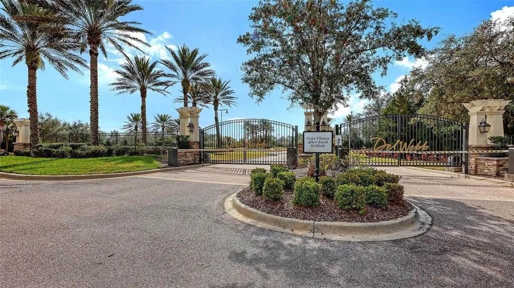 7675 Summerland Cove Bradenton FL 34202