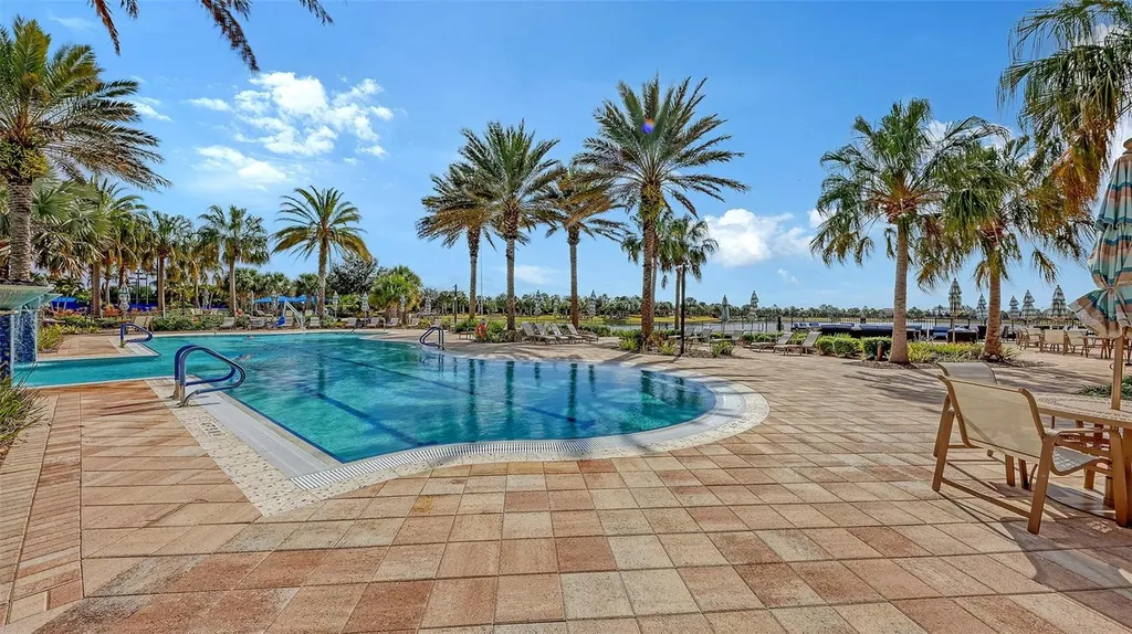 7675 Summerland Cove Bradenton FL 34202