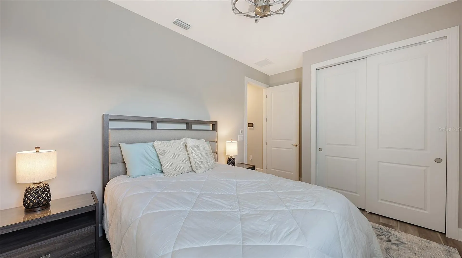 7675 Summerland Cove Bradenton FL 34202