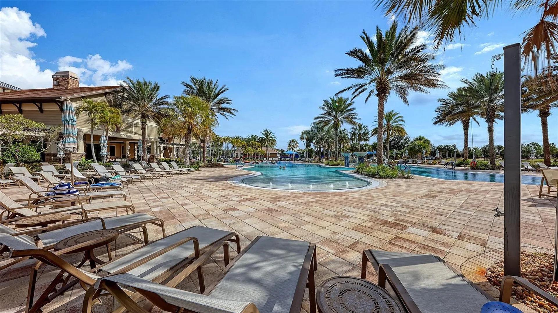 7675 Summerland Cove Bradenton FL 34202