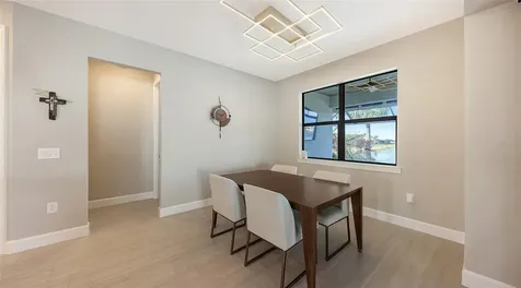 7675 Summerland Cove Bradenton FL 34202