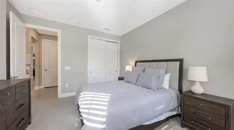 7675 Summerland Cove Bradenton FL 34202