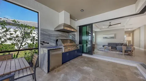 7675 Summerland Cove Bradenton FL 34202