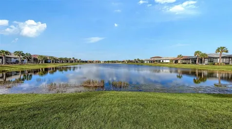 7675 Summerland Cove Bradenton FL 34202