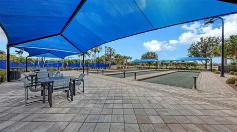 7675 Summerland Cove Bradenton FL 34202