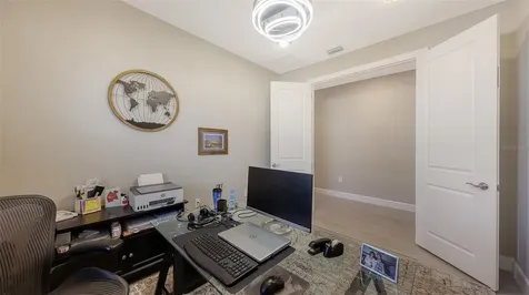 7675 Summerland Cove Bradenton FL 34202