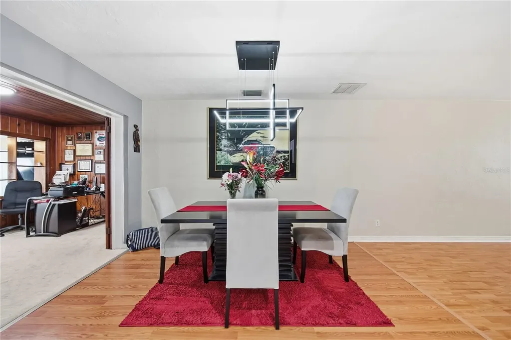 718 Bay Vista Boulevard S St Petersburg FL 33705