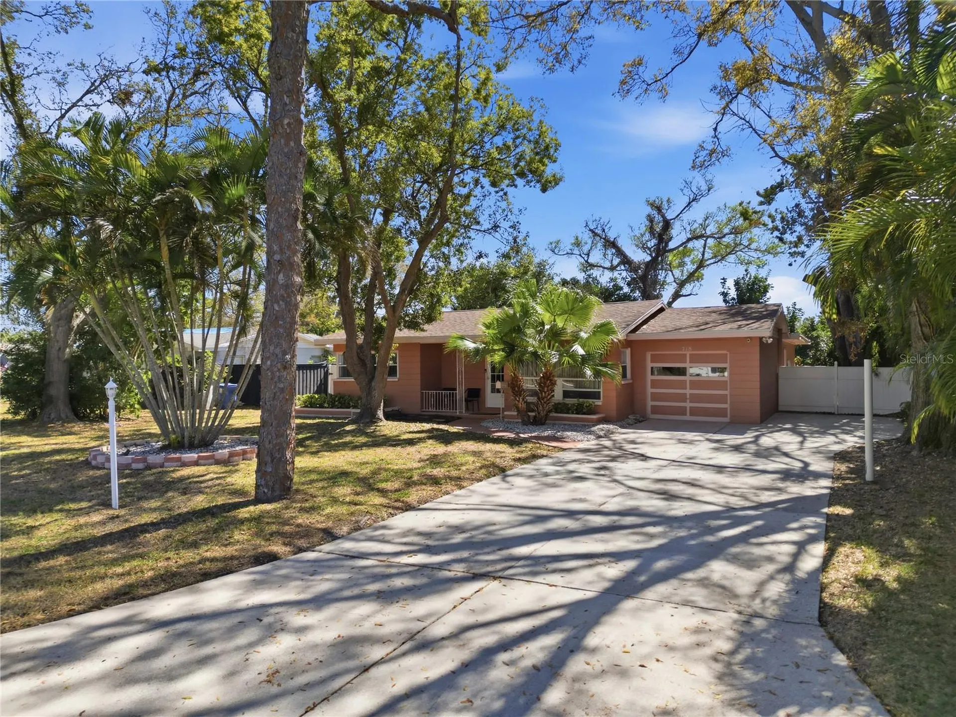 718 Bay Vista Boulevard S St Petersburg FL 33705