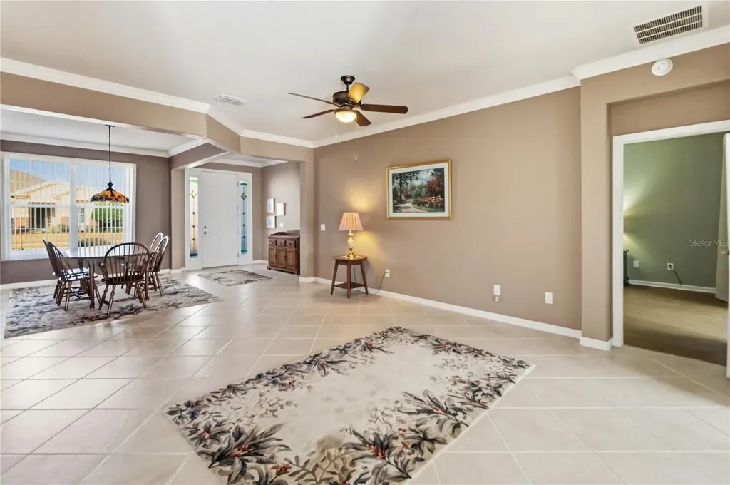 9439 SW 71st Loop Ocala FL 34481
